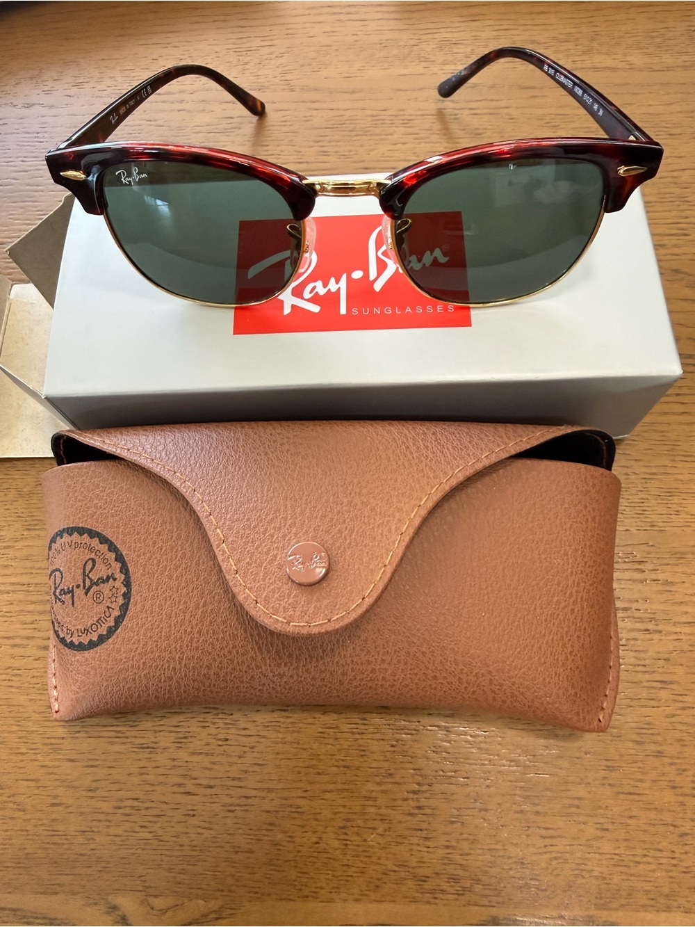 Ray-Ban Clubmaster Mock Tortoise with Green Lenses